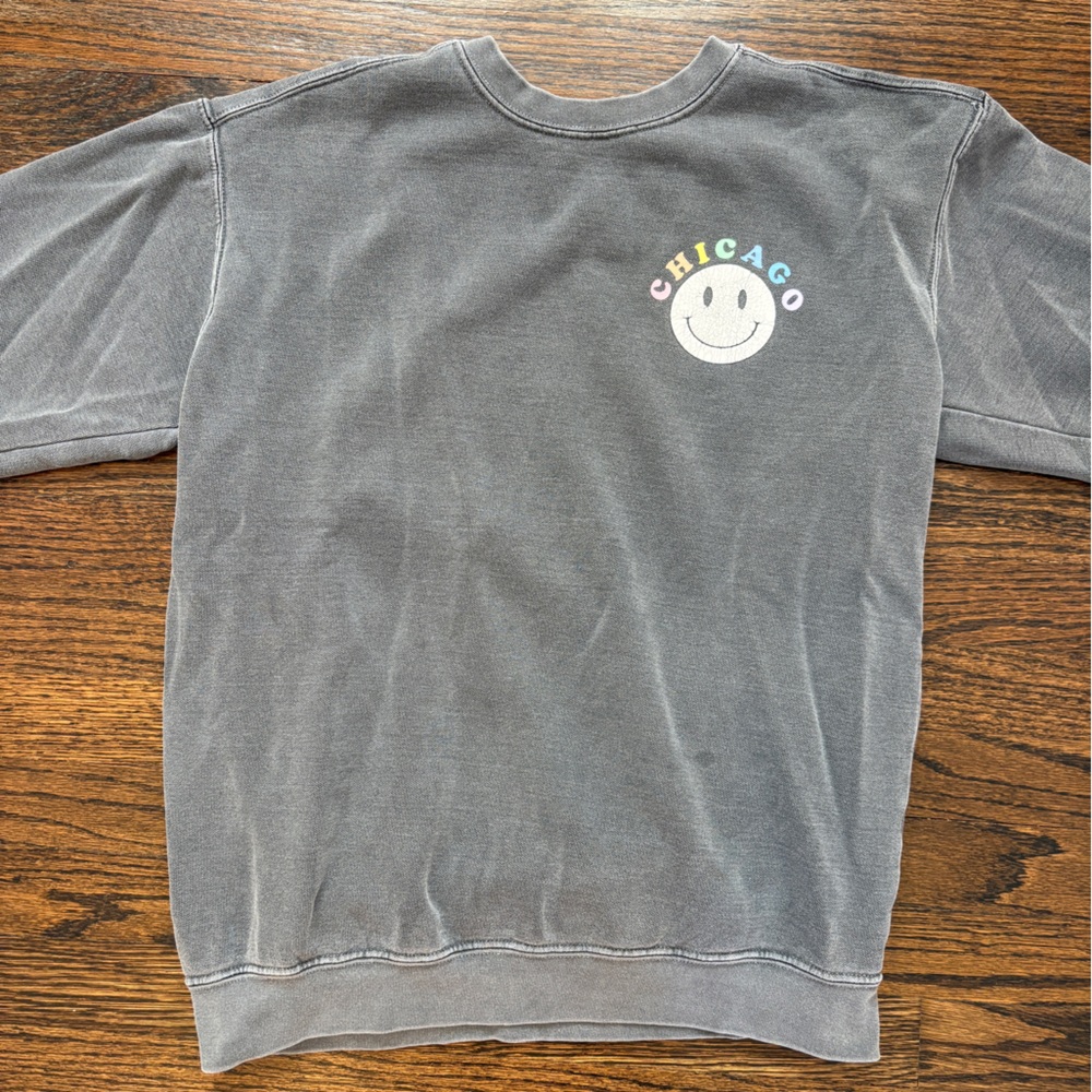 Alice & Wonder Chicago Smiley Face Crewneck Sweatshirt